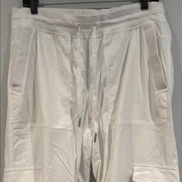 lululemon athletica White Cargo Pants - Picture 5 of 9